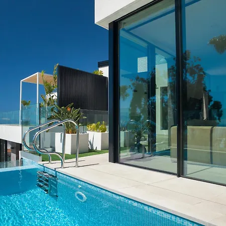 200m² New F With Private, Heated Pool And Amazing Ocean View. *