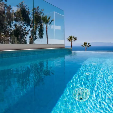 200m² New F With Private, Heated Pool And Amazing Ocean View. 别墅 阿德耶