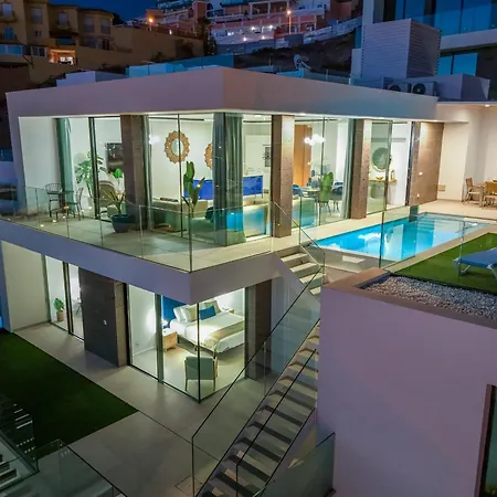 200m² New F With Private, Heated Pool And Amazing Ocean View. *
