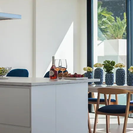 200m² New F With Private, Heated Pool And Amazing Ocean View. Villa *