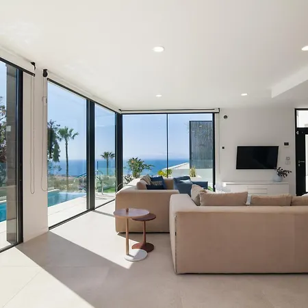 200m² New F With Private, Heated Pool And Amazing Ocean View. *
