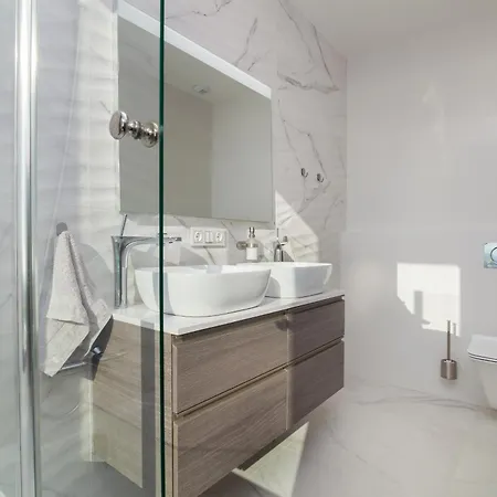 200m² New F With Private, Heated Pool And Amazing Ocean View. Costa Adeje (Tenerife)