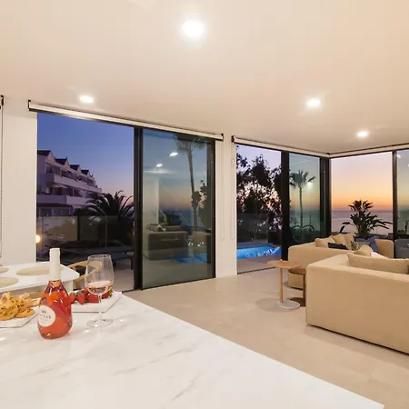 200m² New F With Private, Heated Pool And Amazing Ocean View.