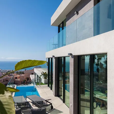 200m² New F With Private, Heated Pool And Amazing Ocean View. ヴィラ アデヘ