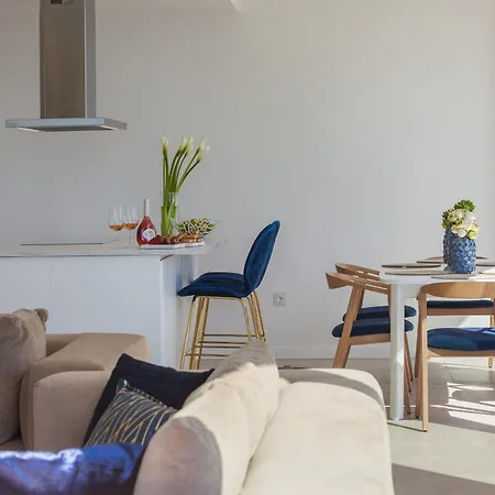 别墅 200m² New F With Private, Heated Pool And Amazing Ocean View. 阿德耶
