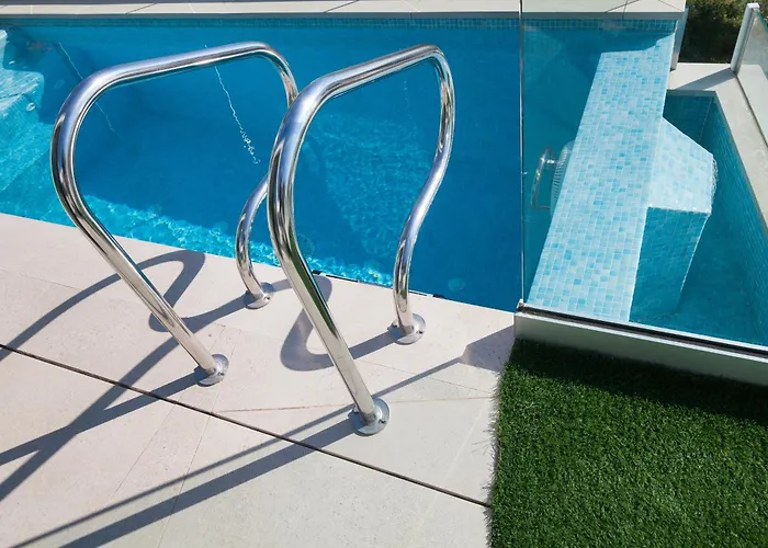 Villa 200m² New F With Private, Heated Pool And Amazing Ocean View.