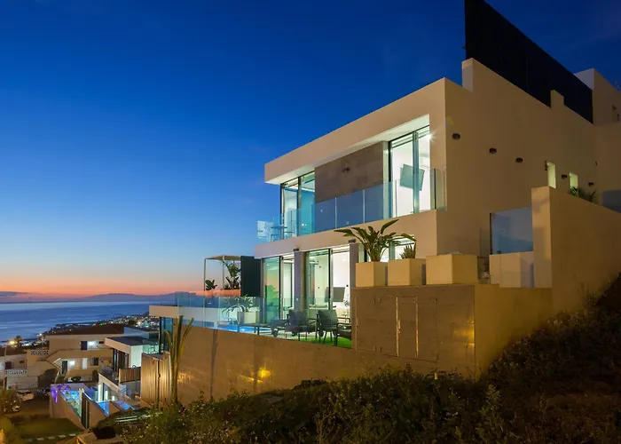 Villa 200m² New F With Private, Heated Pool And Amazing Ocean View. Costa Adeje (Tenerife)