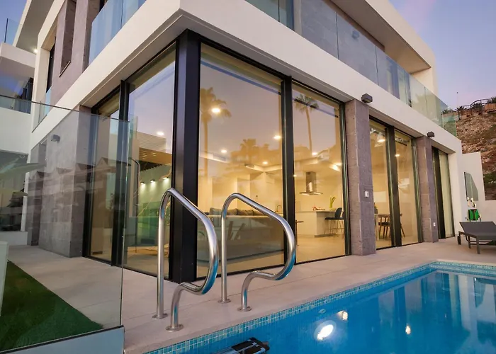 Villa 200m² New F With Private, Heated Pool And Amazing Ocean View.