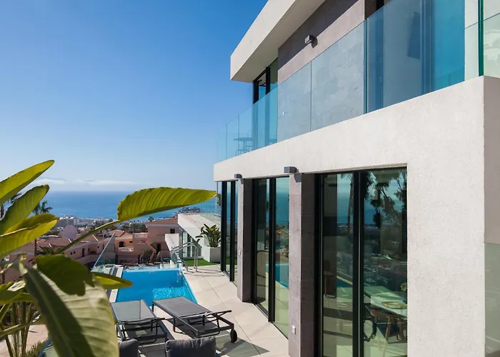 200m² New F With Private, Heated Pool And Amazing Ocean View. ヴィラ アデヘ