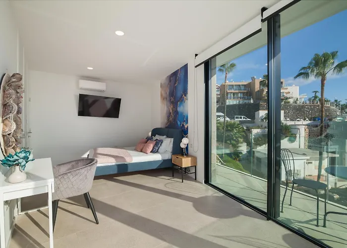 Villa 200m² New F With Private, Heated Pool And Amazing Ocean View.