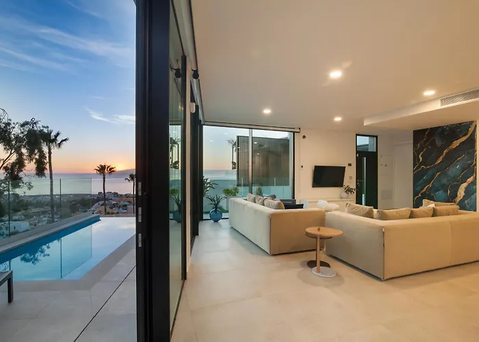 200m² New F With Private, Heated Pool And Amazing Ocean View. *