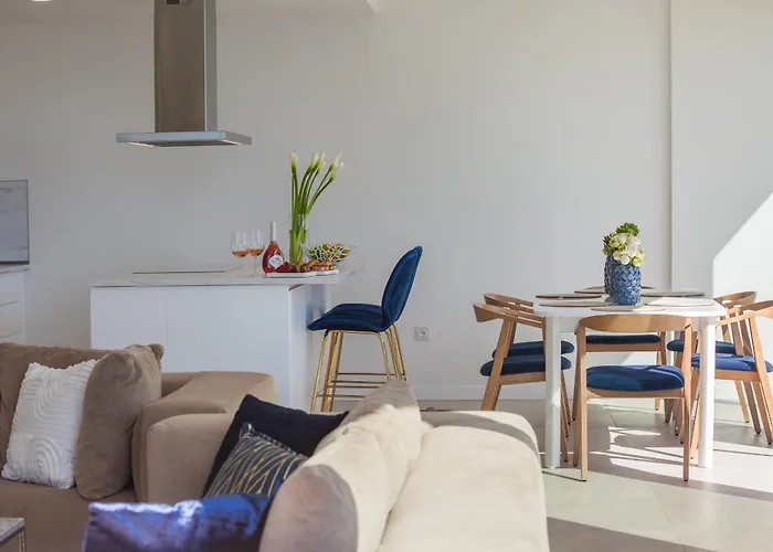 Villa 200m² New F With Private, Heated Pool And Amazing Ocean View. Costa Adeje (Tenerife)