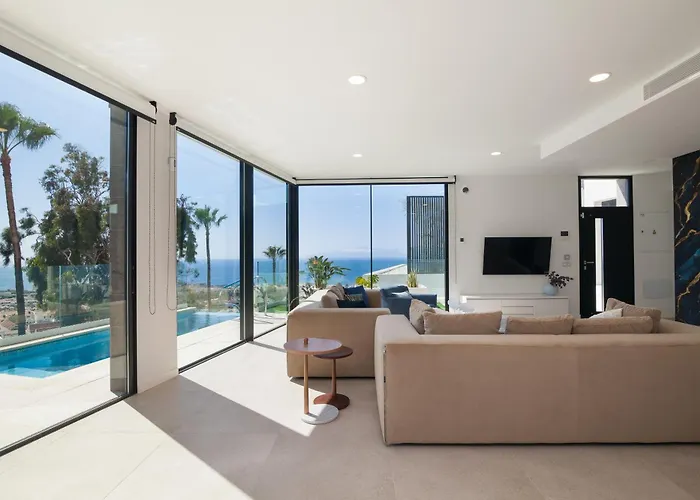 200m² New F With Private, Heated Pool And Amazing Ocean View. *