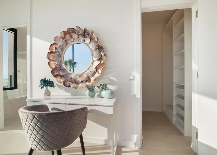 ヴィラ 200m² New F With Private, Heated Pool And Amazing Ocean View. アデヘ