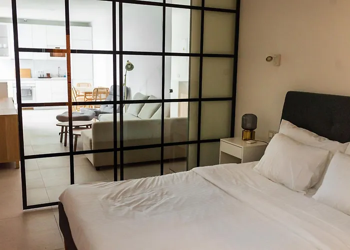 200m² New F With Private, Heated Pool And Amazing Ocean View. *