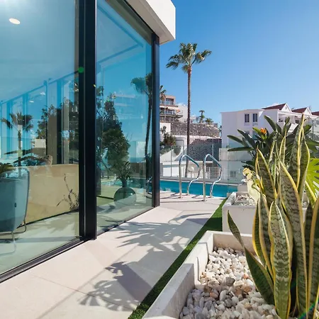 F With Private, Heated Pool And Amazing Ocean View The View Tenerife 아데제